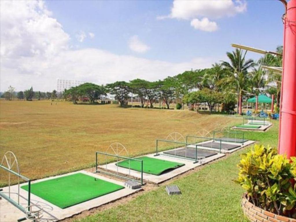 Pattaya Country Club & Resort Ban Pong  Luaran gambar
