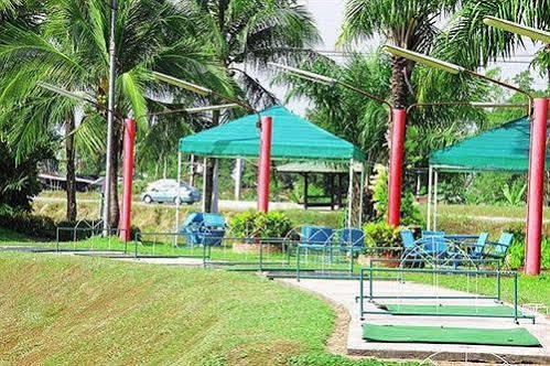 Pattaya Country Club & Resort Ban Pong  Luaran gambar