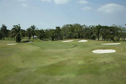 Pattaya Country Club & Resort Ban Pong  Luaran gambar